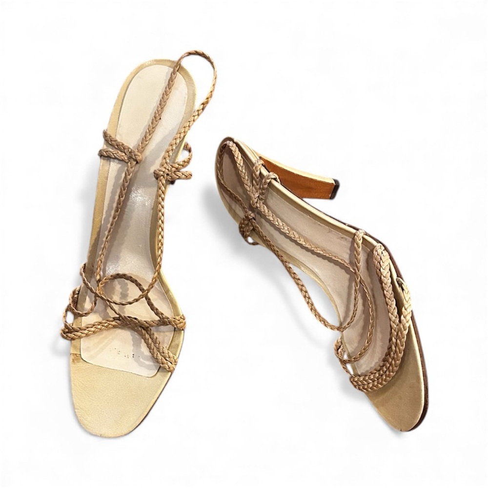 Leather chic minimalist heels